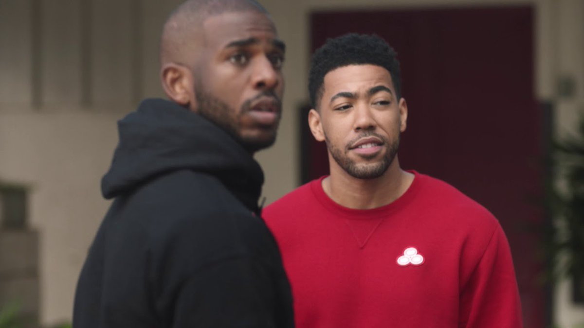 RoersAmy's tweet photo. Where are all our basketball fans at? You might recognize our #GoodNeighbor guest in this commercial. Who do you think it is? https://t.co/V4ltqftfIo https://t.co/JRGfQxSHIO