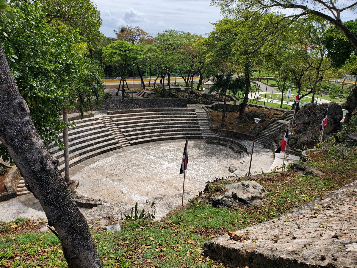 MilkaHRD's tweet photo. Santo Domingo este posee el anfiteatro #LaDramatica un escenario ideal para eventos. @TurismoRD @MiculturaRD @MilagrosGermanO @manueljimenezrd https://t.co/1kJnQhSIYx