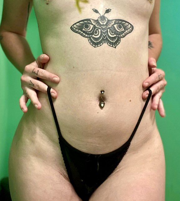 Blaze_babe420's tweet photo. My site has a 1 week free trial for 5 lucky cuties ;) https://t.co/pueCBkN0ZC