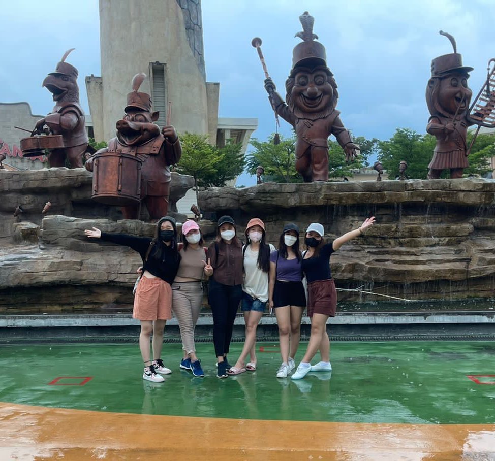 Bunga (@bungaindrn) on Twitter photo 