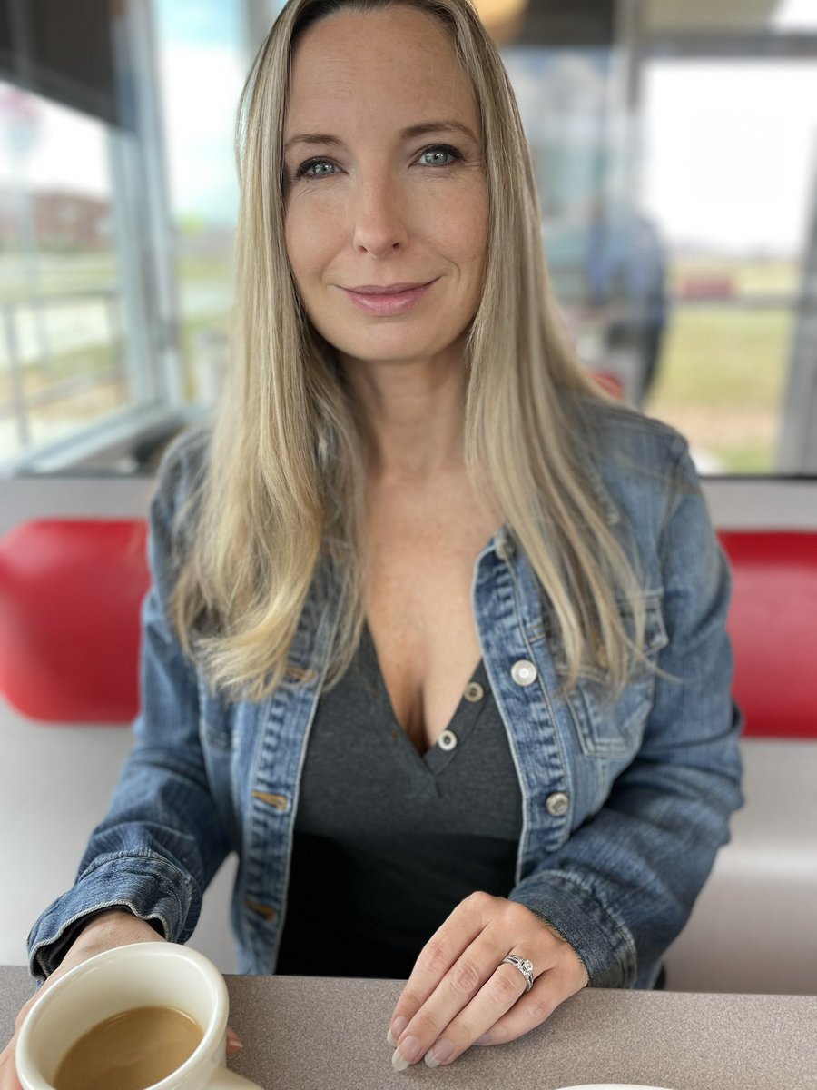 samraymodel2's tweet photo. You better plan on taking me to breakfast the morning after. #breakfast #southernmom #ContentCreator https://t.co/2uImV0MMto
