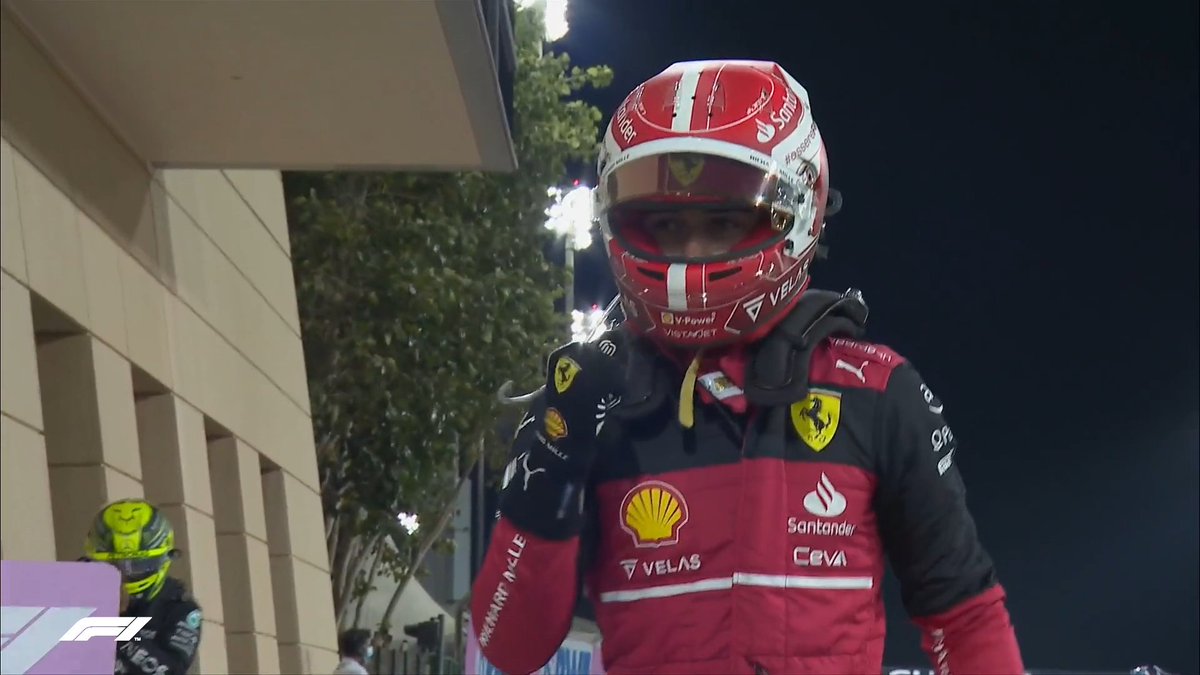 playspor's tweet photo. ❤️ Tifosi kalpleme tweeti... #BahrainGP #F1 https://t.co/LwTN6WoamI