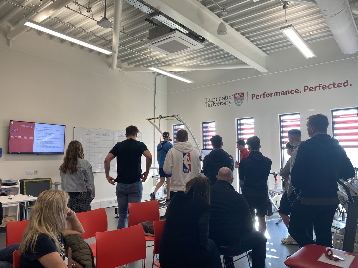 LU_SportsExSci's tweet photo. A lovely, sunny Offer Holder Event today! It was great to meet all our visitors and we hope you enjoyed your day.
Thanks to Nathan, Emily, Emily, Abi, @ErinGriffiths21  and @CruisePoppy , our fantastic student ambassadors, for sharing your experiences of life @lancasteruni. https://t.co/DmNLGKg7L1