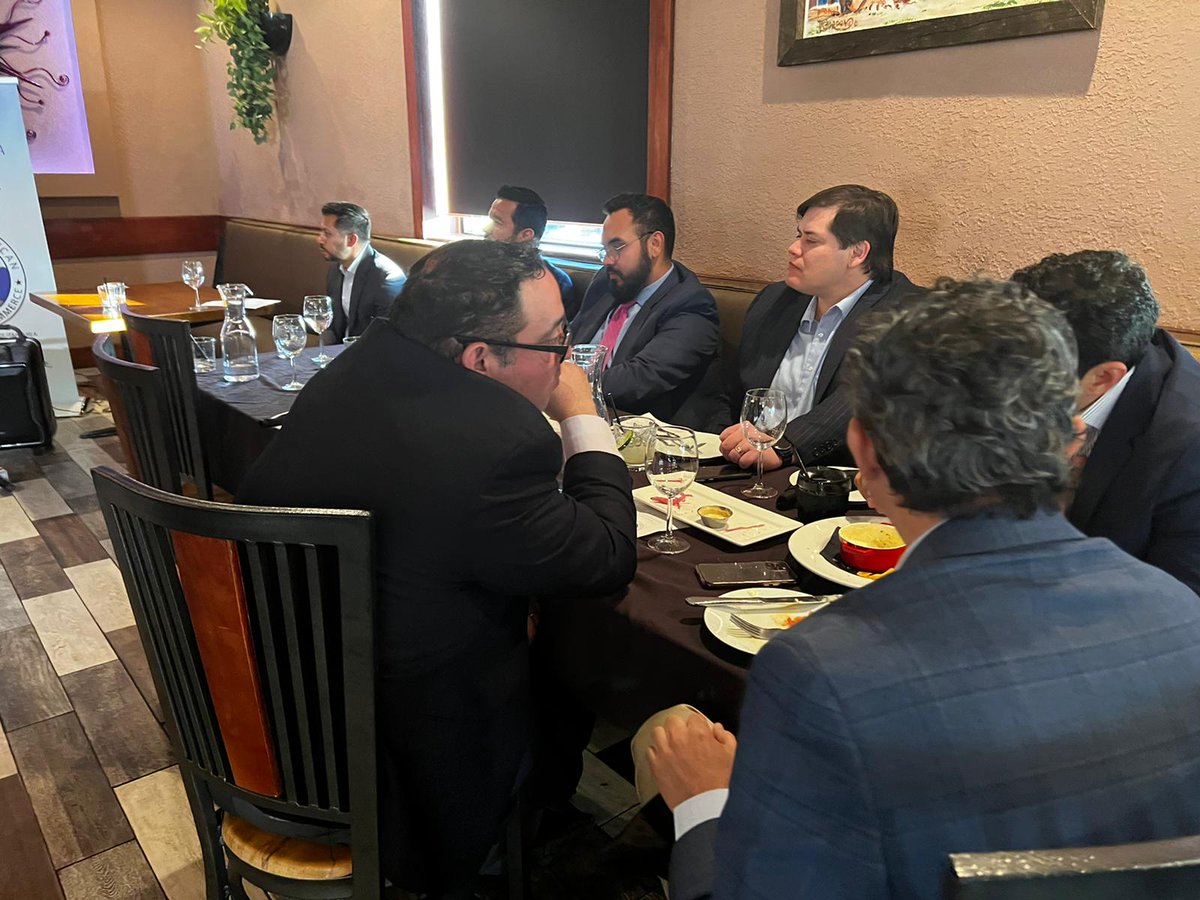 SACOC_ORG's tweet photo. #pastevent #Resumen #LeyPatriaQuerida
El pasado miércoles 16 de Marzo La Cámara de Comercio Salvadoreño Americana (SACOC) presentó una propuesta para incentivar que la diáspora invierta en El Salvador. https://t.co/he4pwAOV8r