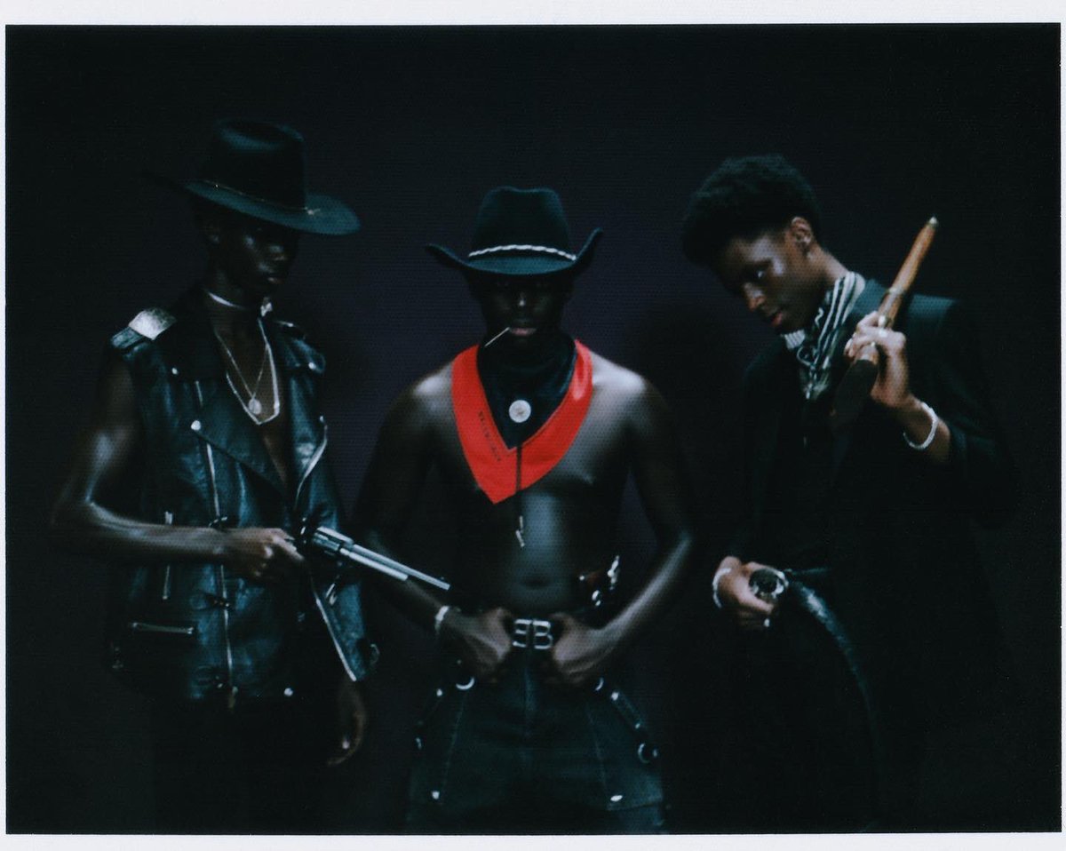 TeeDemba's tweet photo. A tribute to a proper genuine &amp; humble brother in Virgil Abloh 🕊
Photographer: @gabrielmoses @concretereplimited Fashion Stylist: @elliegracecumming Models: @fabio__rosario @douta_sidibe H&amp;M💈💄: @mata_marielle @issacvpoleon
Movement: @manuloca_
Production: @tiagiproduction https://t.co/yxg9gNQMJ7