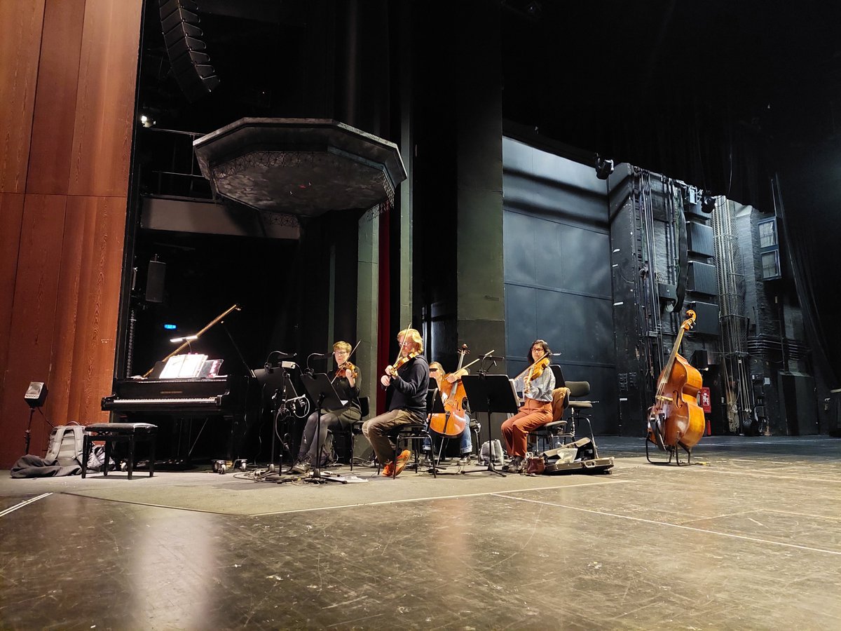 Muzikaal concept en arrangement voor muziektheater voorstelling 'Erbarmen'

 Vanavond in première.💫🌱 

Info, credits, data &amp; tickets:
lnkd.in/dJw3Qpeu

Komt dat zien en horen!

#arrangement #stringquartet #premiere #arranger #livemusic #matthaeuspassion #bachisback