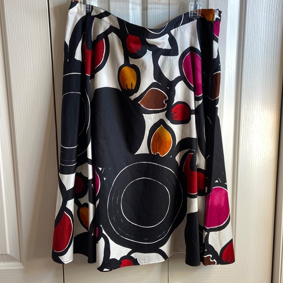 weasley034's tweet photo. So good I had to share! Check out all the items I'm loving on @Poshmarkapp #poshmark #fashion #style #shopmycloset #funko #graceelements: https://t.co/bDAQXtgEyQ https://t.co/oJpHhqKWN2