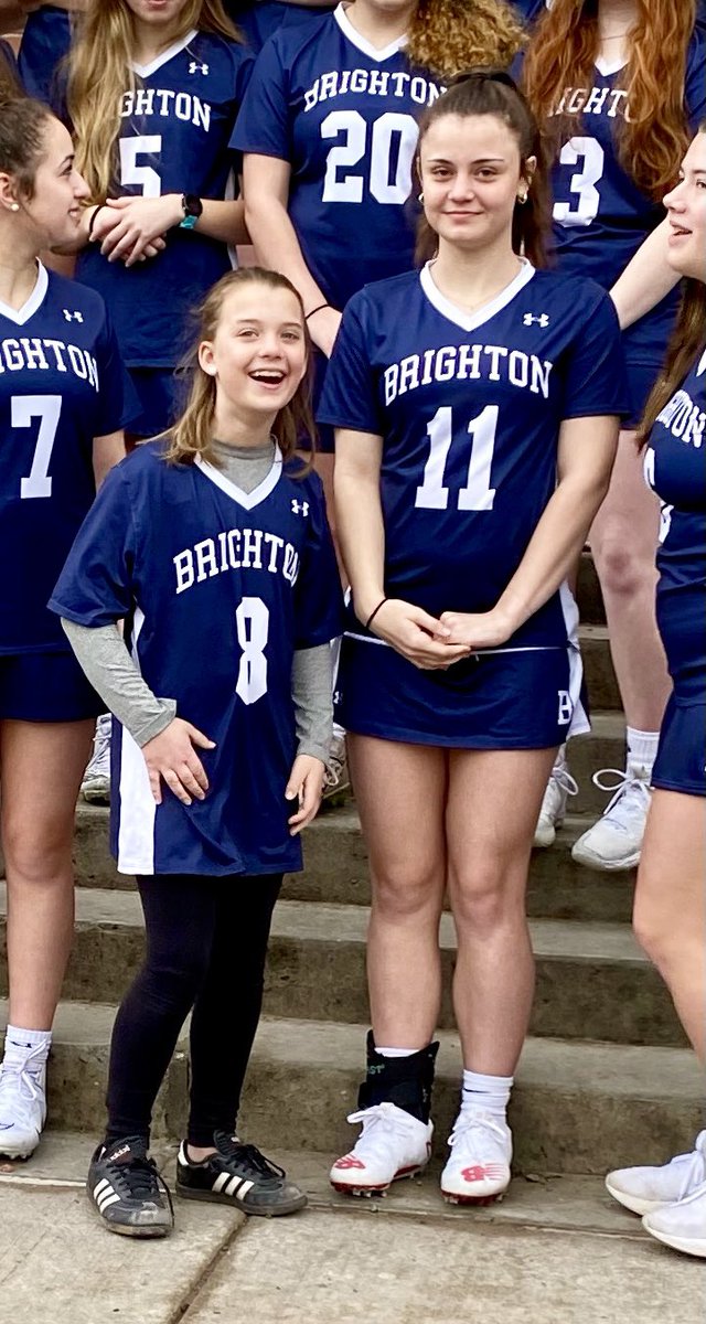 MuddysBuddies's tweet photo. Well done Brighton Girls Lacrosse! They welcomed back their sweet little Willa today for the 3rd time. Old friends are the best friends! #TeamWilla #DIFW @BrightonBelieve @brightonbruins @BruinsStrength @Brighton_FB https://t.co/aaLz7wB632