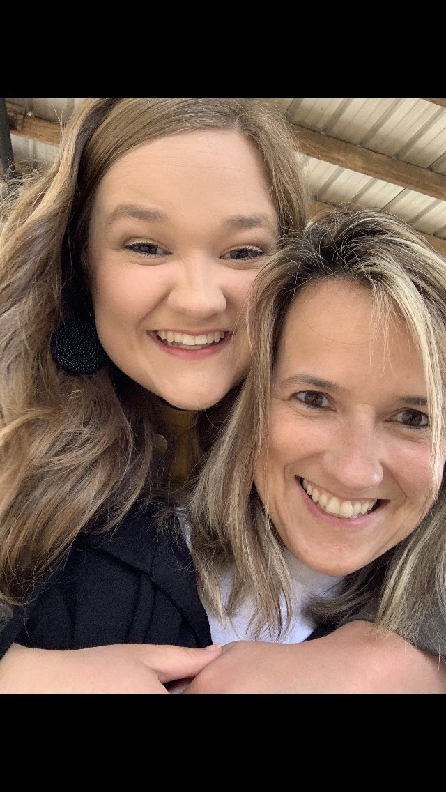 RoseDru63's tweet photo. If you believe you count and you live in the 7th district&that it does not matter who you are but that you are a voter who loves Alabama &wants our hopes&dreams to be for decent&God loving principles then vote for Bea #Be4Bea she needs your support and she asks for your prayers https://t.co/70Xm864KOH