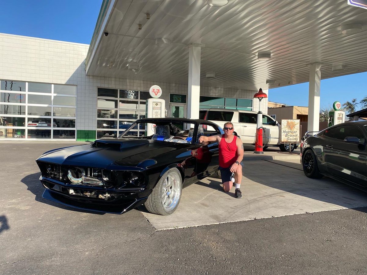 🔥1969 Mach 1 mustang🔥 

This stang was here for body repairs and a fresh coat of paint. It finally went home Friday. The paint turned out AWESOME. Can’t wait to see it on the road and hopefully at our open houses in the future. 

#familyowned #queencreek #santanautobody