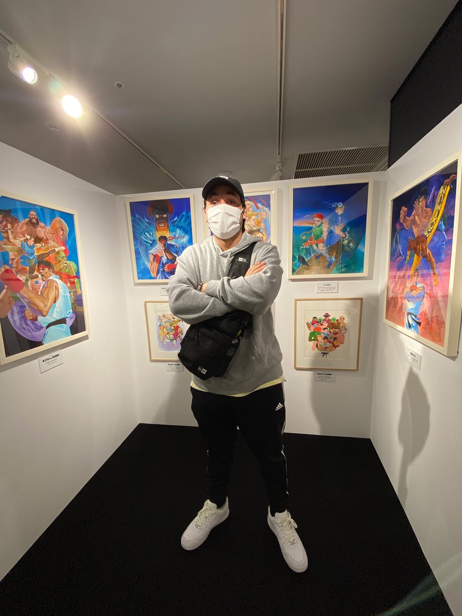 JapanGemu's tweet photo. Este video es historia de los VIDEOJUEGOS , fui a una exposicion de street fighter en Tokyo , Japon y me encontre puro arte! https://t.co/Iq1J1l9qn8 No se lo pueden perder y un RT con ese esfuerzo y mas que se vienen. https://t.co/t7G0yitq49