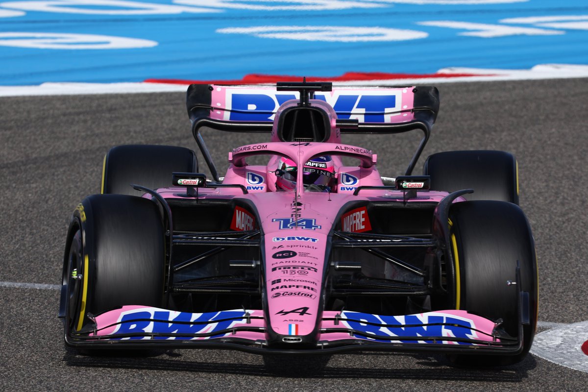 Positive first quali of 2022 tonight in Bahrain. Fernando will be P8 and Esteban P11 for tomorrow’s race. 
Team 💙💗 is looking great, here we are BWT <a href="/AlpineF1Team/">BWT Alpine Formula One Team</a> 💪

 #Alpine #AlpineRacing #BahrainGP