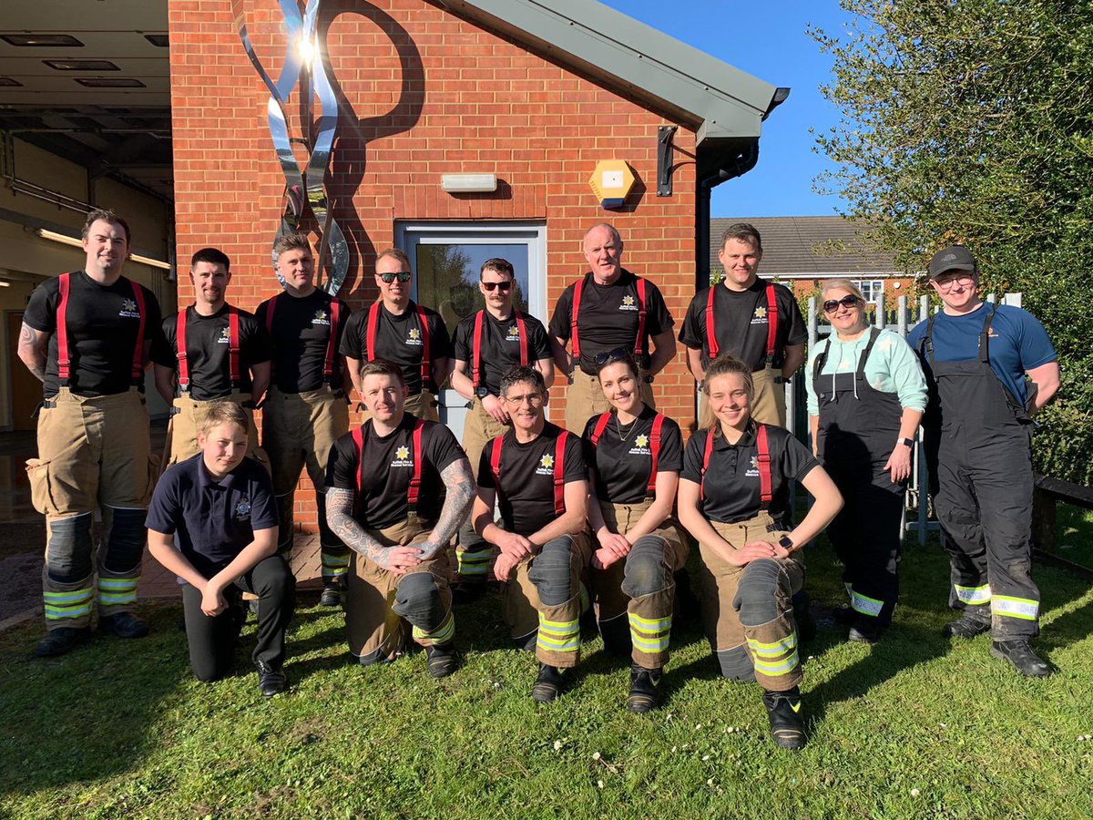 NthLowestoft16's tweet photo. Fantastic car wash for @firefighters999 today. Non-stop for 7 hours and raised a staggering £1263. Thank you #Lowestoft and #SaharaSand. Thanks Green Watch at @LowestoftSouth and @HmcoastguardL. @SuffolkFire https://t.co/VWnqvI8700