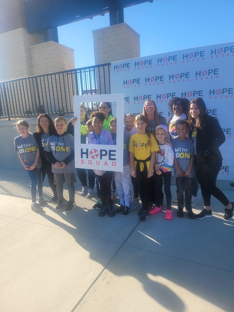 BakerElem's tweet photo. A beautiful day to put kindness first!  Shout out to our Baker Hope Squad and the rest of our Baker community for being a part of this awesome event. @HopeSquads @vanessa8322 https://t.co/yR43eLiqzy