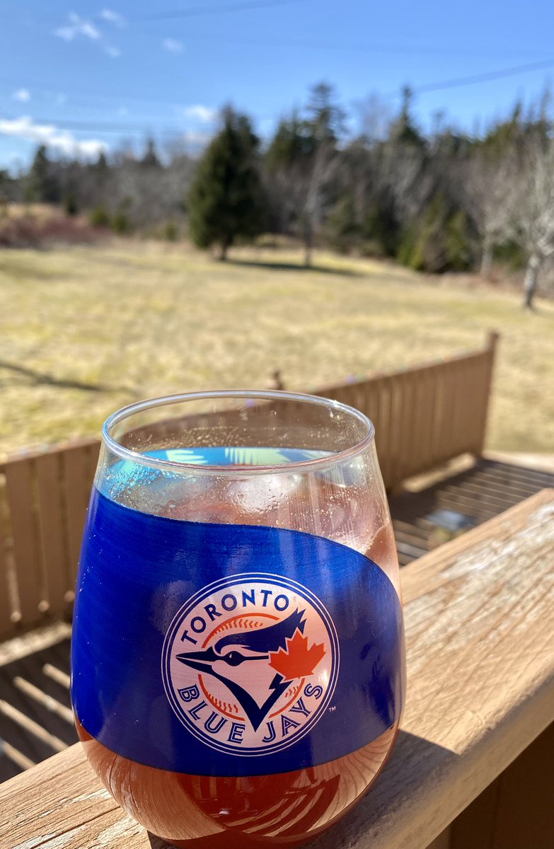 kdog_NL's tweet photo. We are ready for some #BlueJays baseball ⚾️ #caesarsaturday #BlueJays #WeAreBlueJays #SpringTraining2022 @ctrain_nl https://t.co/xo0Jfb0jds