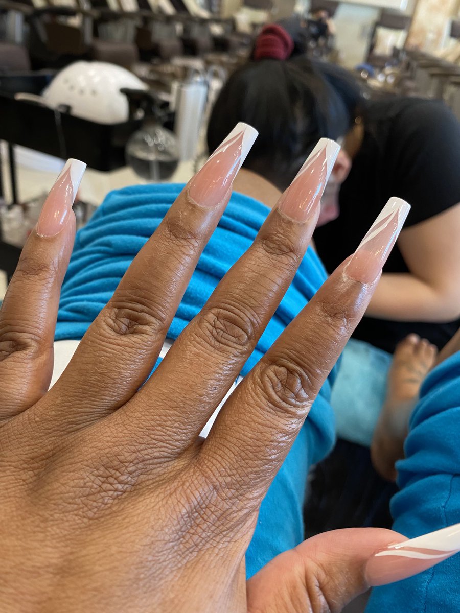 MistressSJ_'s tweet photo. Should I match my nails? https://t.co/CDD0wzF1Bc