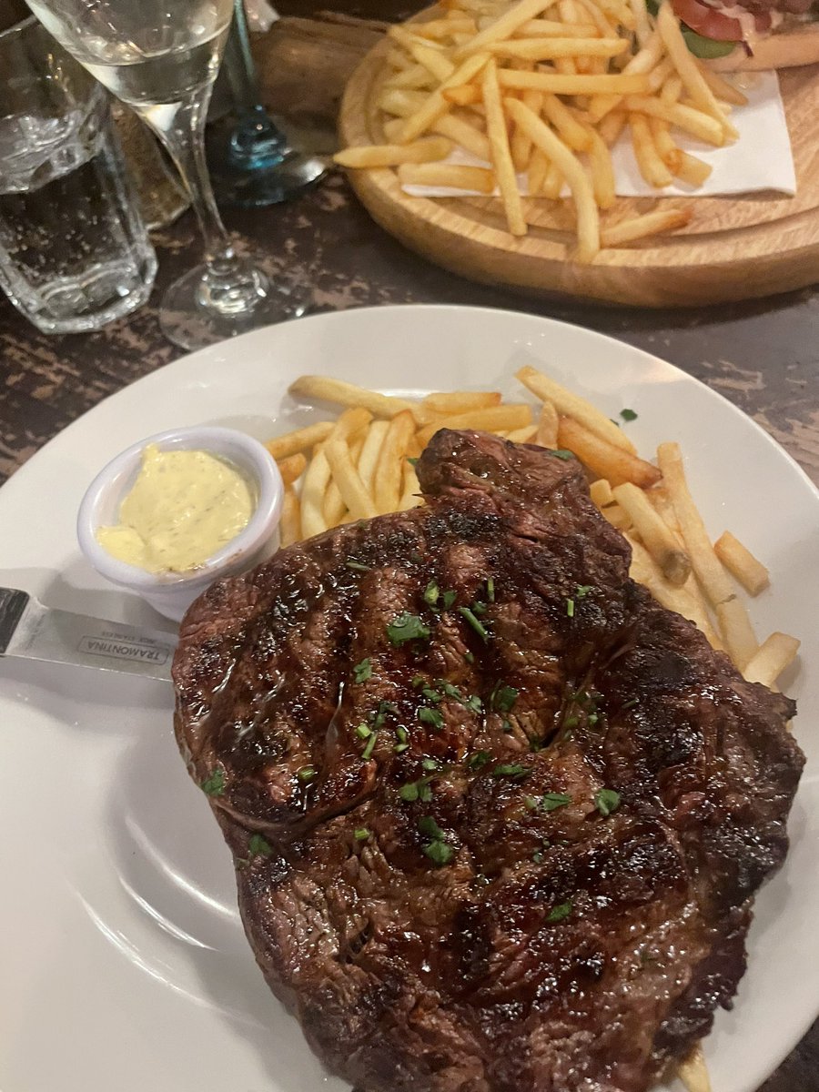 Allison Morris tweet media