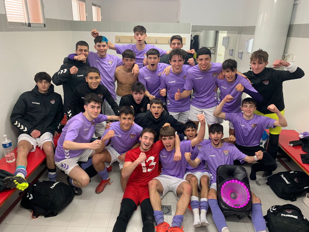 📋🔢| ʀᴇsᴜʟᴛᴀᴅᴏ ᴅᴇ ʟᴀ #ᴄᴀɴᴛᴇʀᴀᴍᴏʀᴀᴅᴀ

👉  #CDCamarena 0️⃣ - 1️⃣ #JuvenilA  
🏆 #JuvenilPreferenteCLM

⚽️ Carlos

#AúpaDépor 💜