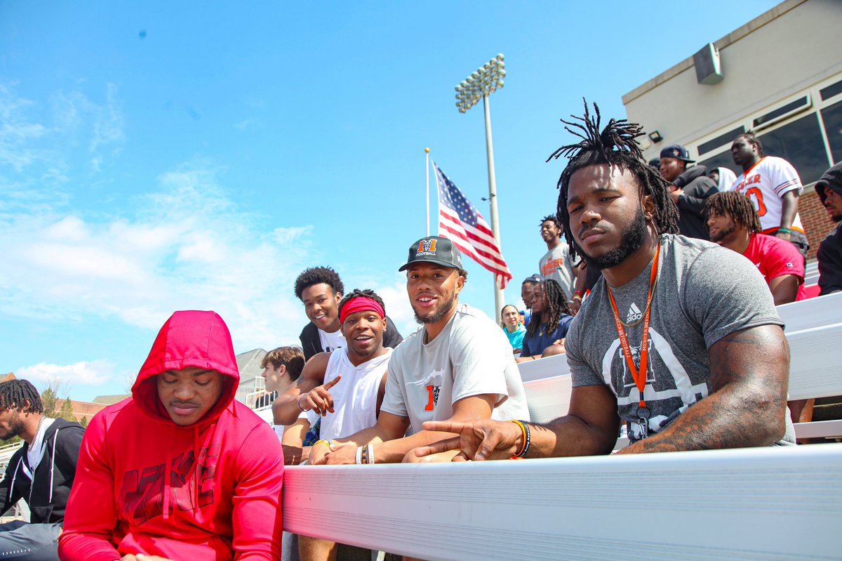 MercerFootball's tweet photo. We in the house 💪 @MercerLacrosse 

#RaiseTheBar | #RoarTogether https://t.co/UZp7A3rlkX