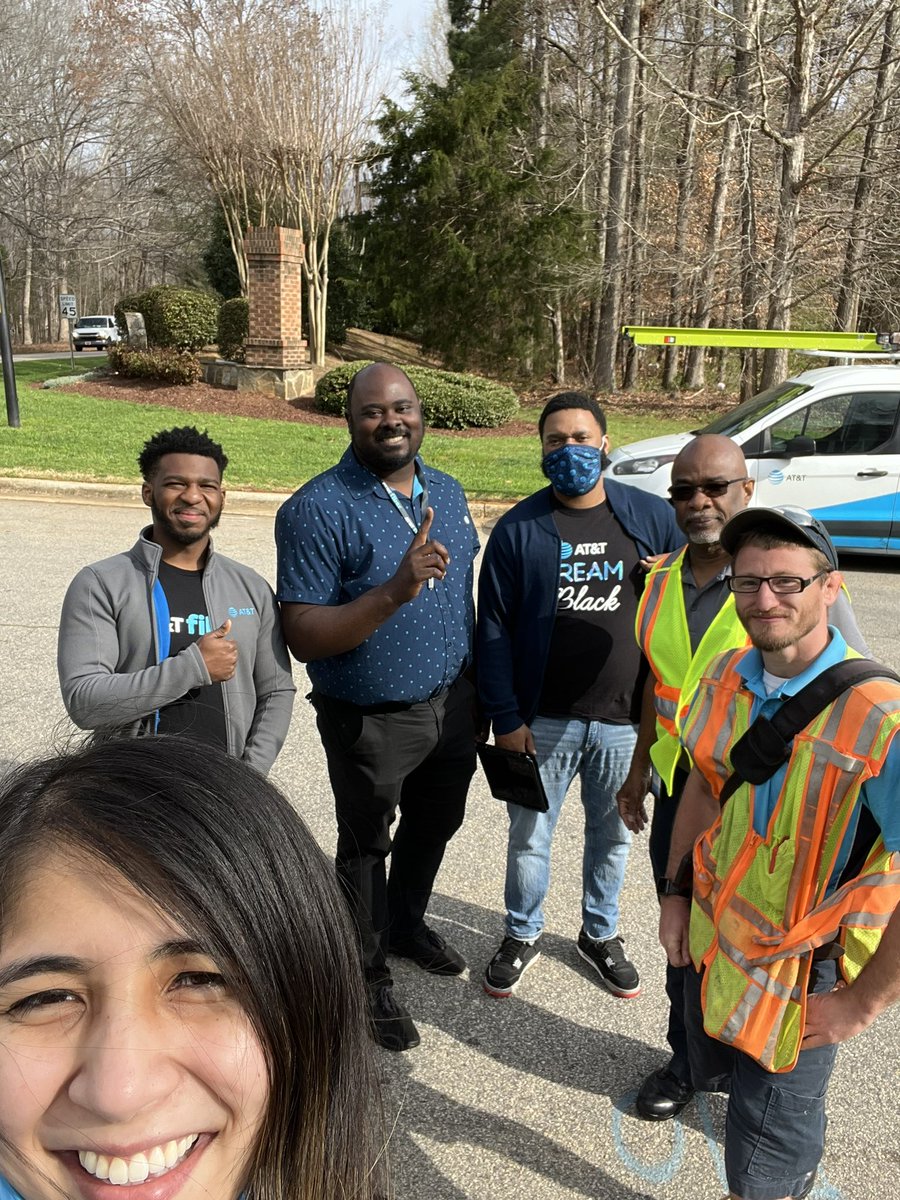 DenzelC01's tweet photo. Outside getting GIGGY with team Allyance serving Raleigh with โก๏ธ Fiber. Shoutout to our amazing field tech team for the amazing partnership today ๐ช๐พ #FiberStrong #WinAsOne #Partnership @nargiza_schmidt @JDoverATT @seanlee1007 @AllyG52 @BuegelerS @jerryfornwalt @404girl https://t.co/Mb2SiStO1O