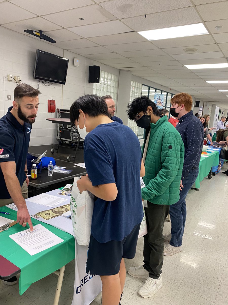 Chantilly Academy tweet media