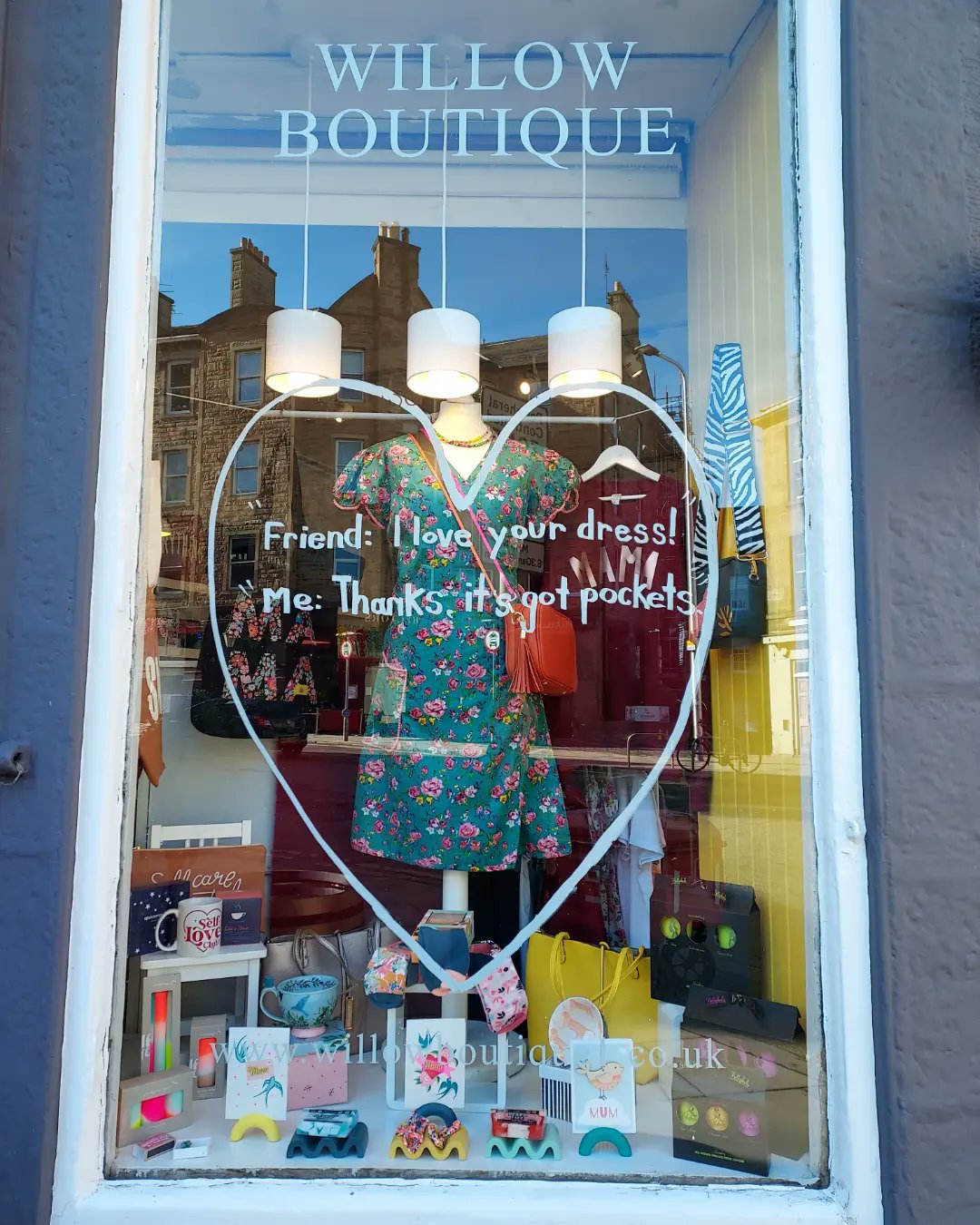 Willow boutique online