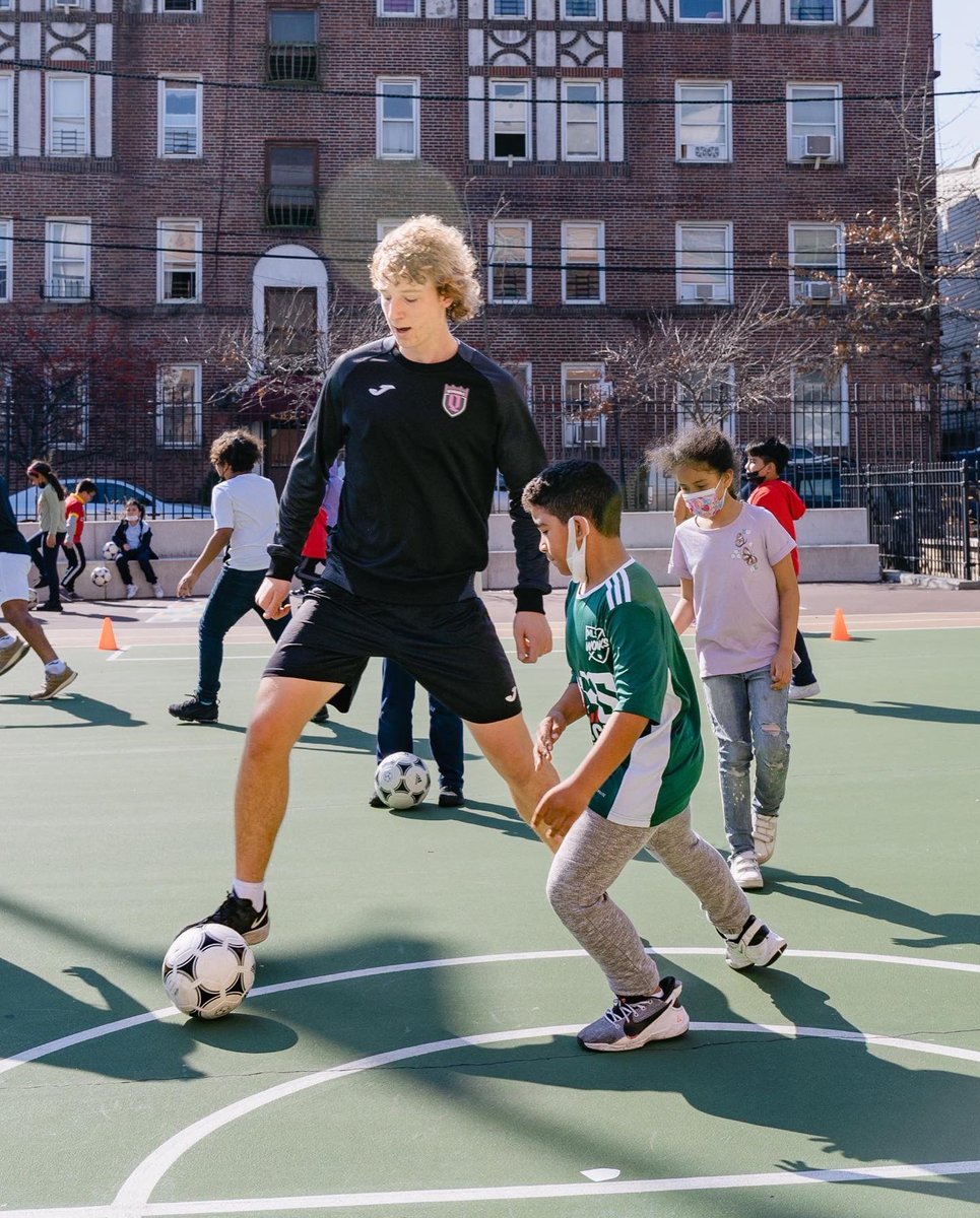 Queensboro_FC tweet picture