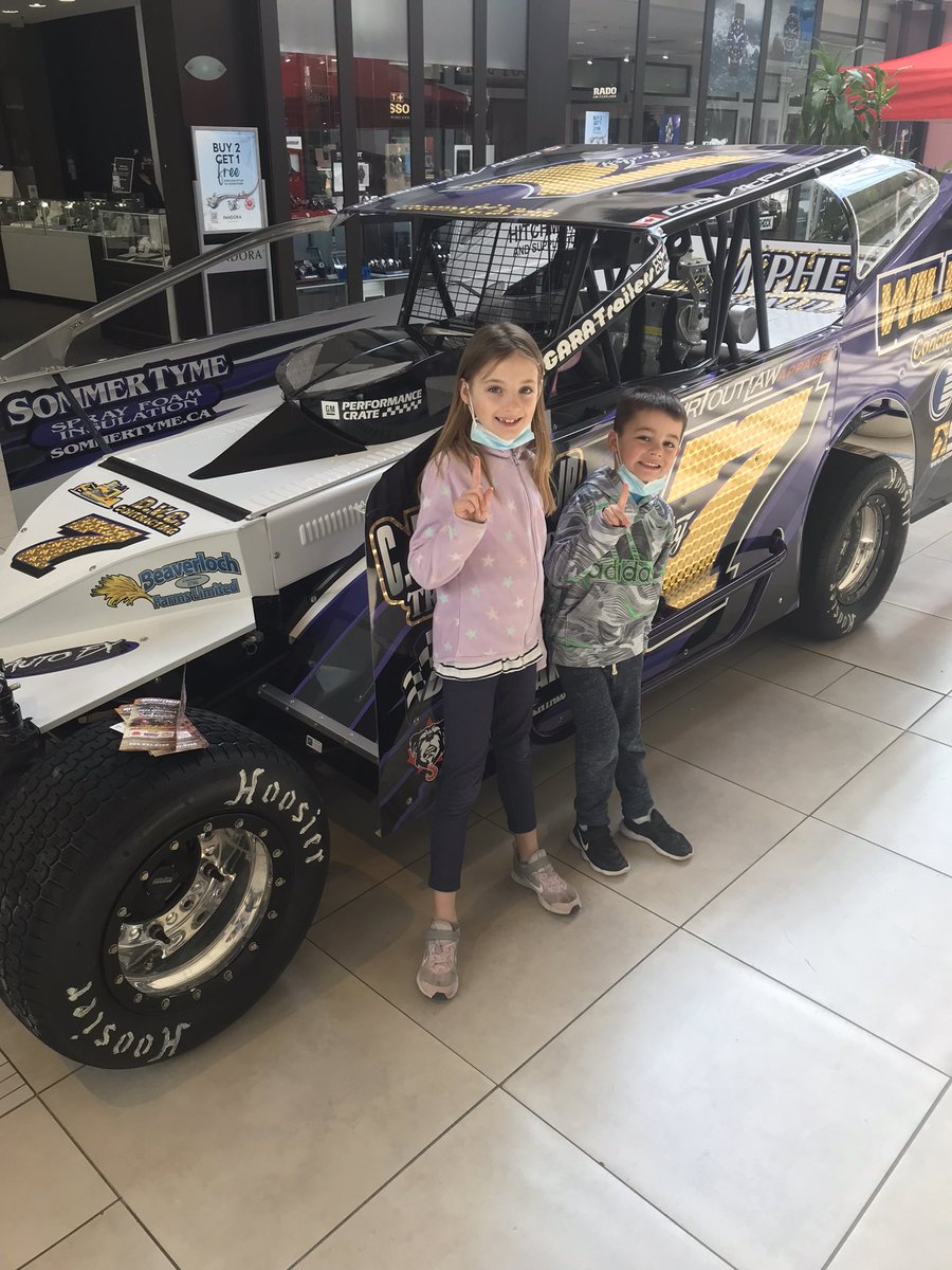 A few fans are getting excited for another great racing season! <a href="/Merrittville/">MerrittvilleSpeedway</a> #dirtracing #familyfun <a href="/CodyMcPherson7/">Cody McPherson</a>