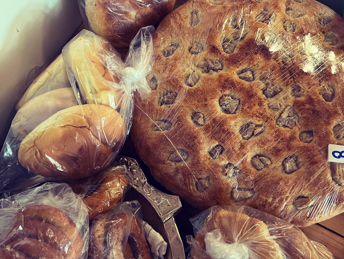 alzuleta's tweet photo. Tan vivos y presentes los productos de nuestras comunidades indígenas de Alto El Loa en la Feria del loa #FEPLOA en #Calama Preservación de la cultura y la agricultura 🍀🌱☘️
Visítenlos!! Mañana cierra la feria 🍀🥬🥖 https://t.co/OoaMST2OSa