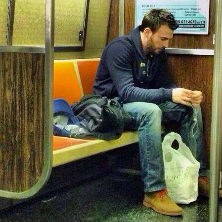 0contextcevans's tweet photo. chris evans once took the subway https://t.co/01qOTx2d5S