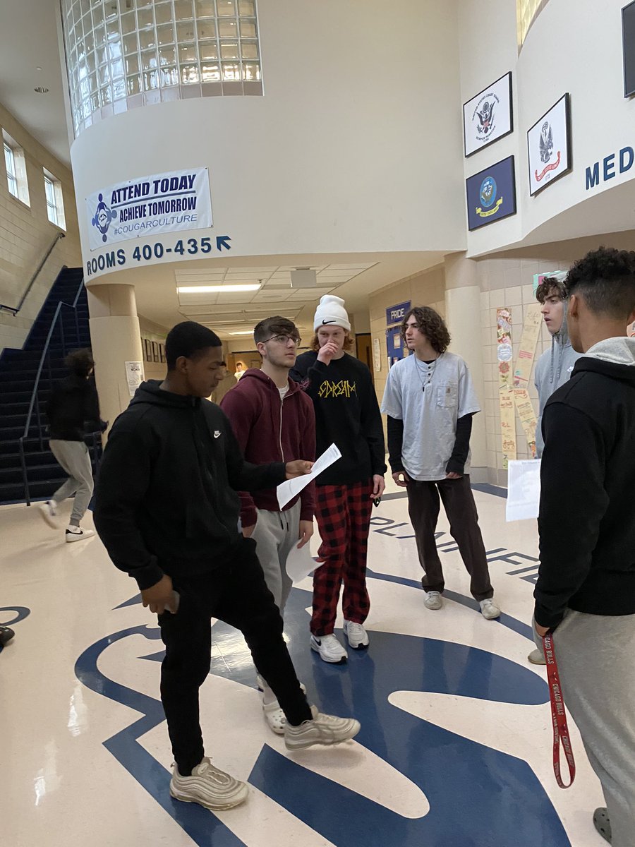 psdsalvatore's tweet photo. Some early season team bonding time for the boys’ volleyball program. Varsity won today’s scavenger hunt! 🏐😊 @CoachFaraj @mssurbaugh @PSHSBoysVball https://t.co/VIJbvJDemB