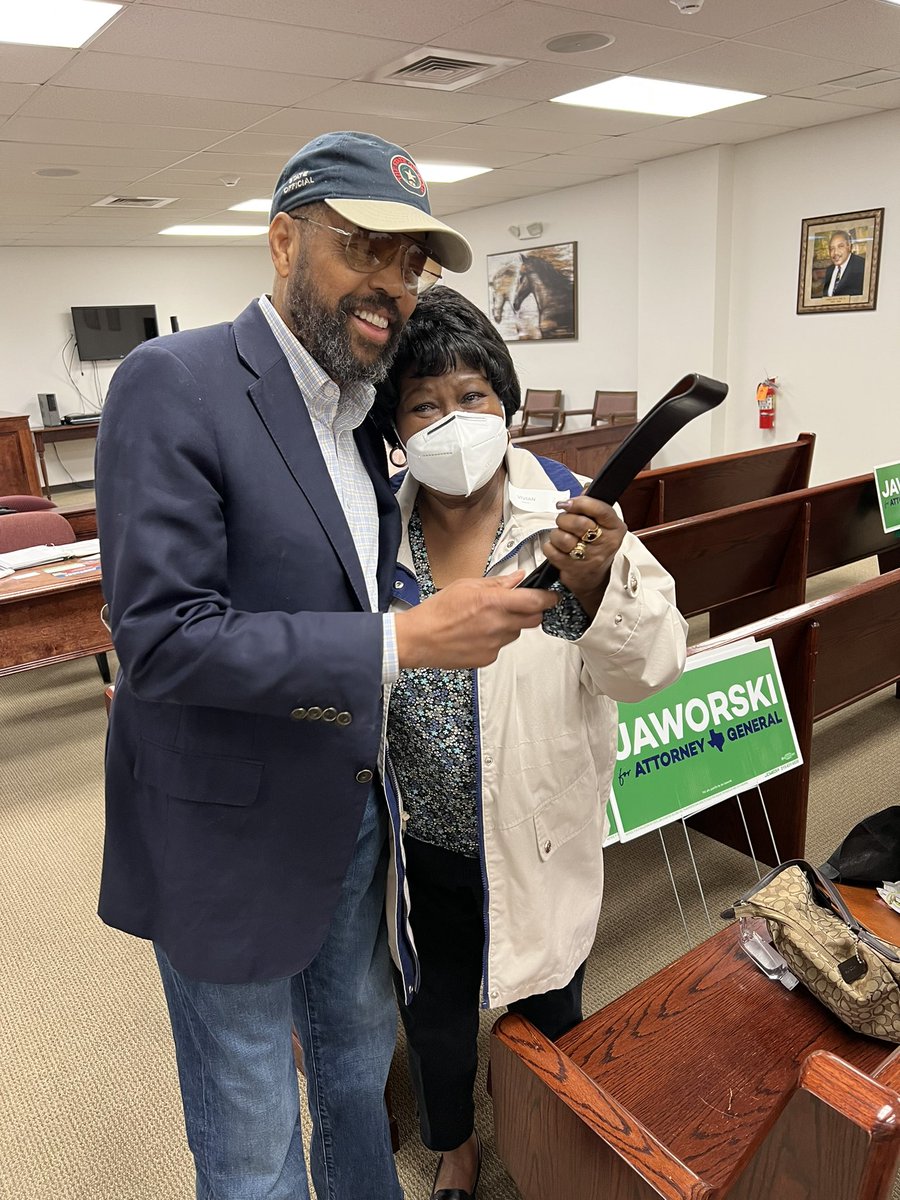 Texas State Senator Borris L. Miles (@borrislmiles) on Twitter photo My FB precinct chair Vivian Burley said she brought a belt so@they could “WHIP” me into shape. I want them to always hold me ACCOUNTABLE. I serve because they allow me to. <a href="/FtBendDems/">Fort Bend County Democratic Party</a> My FB precinct chair Vivian Burley said she brought a belt so@they could “WHIP” me into shape. I want them to always hold me ACCOUNTABLE. I serve because they allow me to. <a href="/FtBendDems/">Fort Bend County Democratic Party</a>