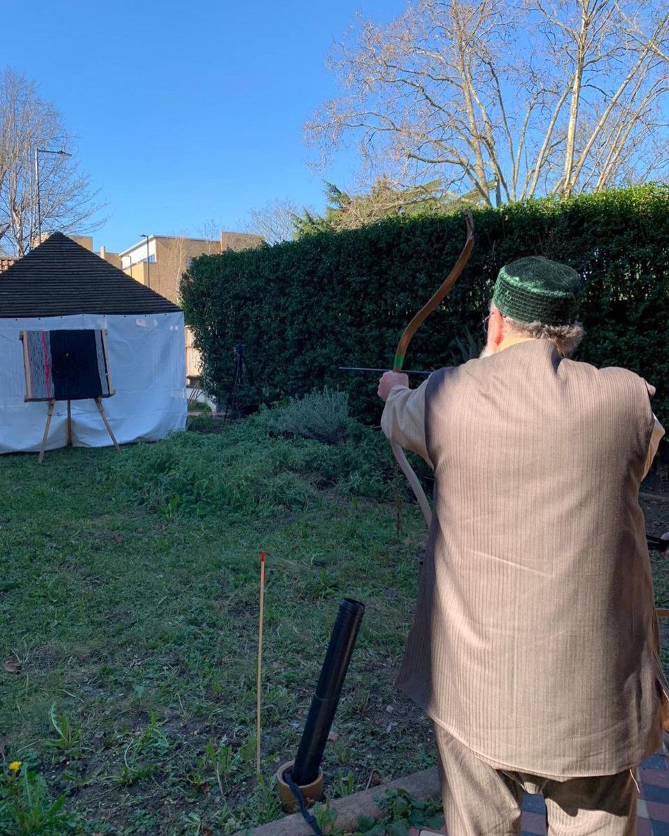MawlanaUKTour's tweet photo. #MSMUK22

● Archery #London

Mawlana Shaykh Muhammad Adil ق fulfilling the sunnah of archery at the Sheikh Nazim Sufi Centre in St. Anne’s, London.

#ShaykhMehmetEffendi
#NaqshbandiHaqqani https://t.co/EHM8LTMyBy