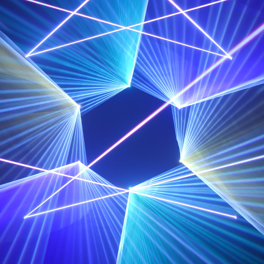 PangolinSystems's tweet photo. Daydreaming about the #laser #lightshow: Aquarius by Lyra Letourneau 😍  Look at all the #Clubmax lasers working together to make such a gorgeous design 💥

Lasered using our bestselling line - #Kvant Clubmax 3000, 6000, 6800, and 10.  

#poweredbypangolin #visualart https://t.co/UAHdCGEqHc