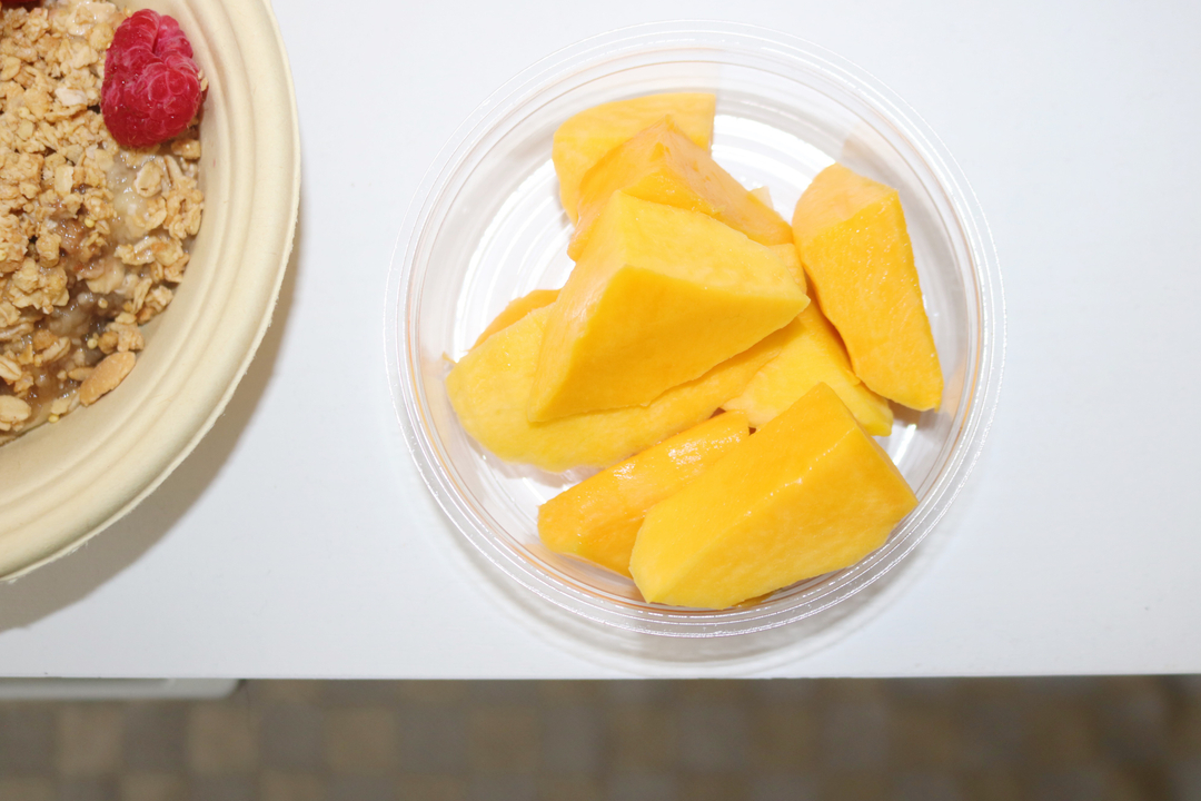Terravive's tweet image. Is mango the best fruit? Yes or yes? 😋 Hint: We think all fruit is great in a #Terravive eco-friendly bowl!