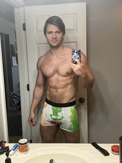 These undies would come a day late.. 😅 well they&rsquo;ll at least make good workout underoos 🏋️&zwj;♀️ https://t