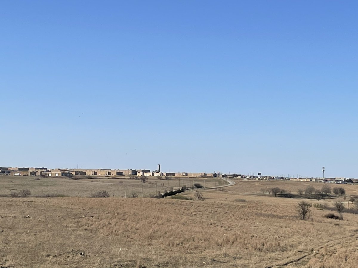 socialstudiestx's tweet photo. I recently moved from a city to the country. I know @CaseyJ_edu is living #ruraledchat life. Anybody else with scenes of rural life? #education https://t.co/BusIlY8sRs