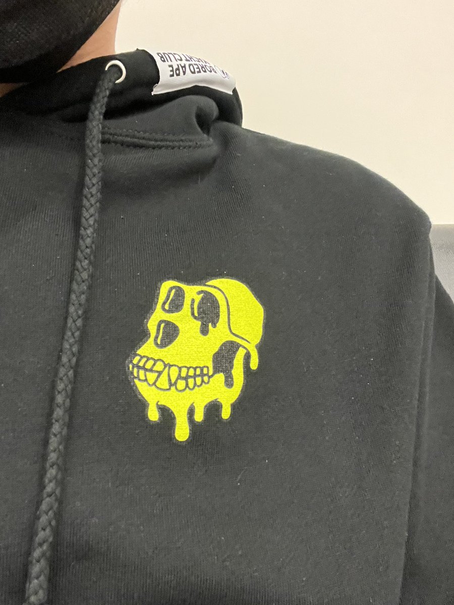 0xBurdenz's tweet photo. Repped the #MAYC hoodie for 24hs from Singapore to Tokyo then Vancouver and finally San Francisco. Time to get some rest💤 @BoredApeYC https://t.co/NcdvApYBTT