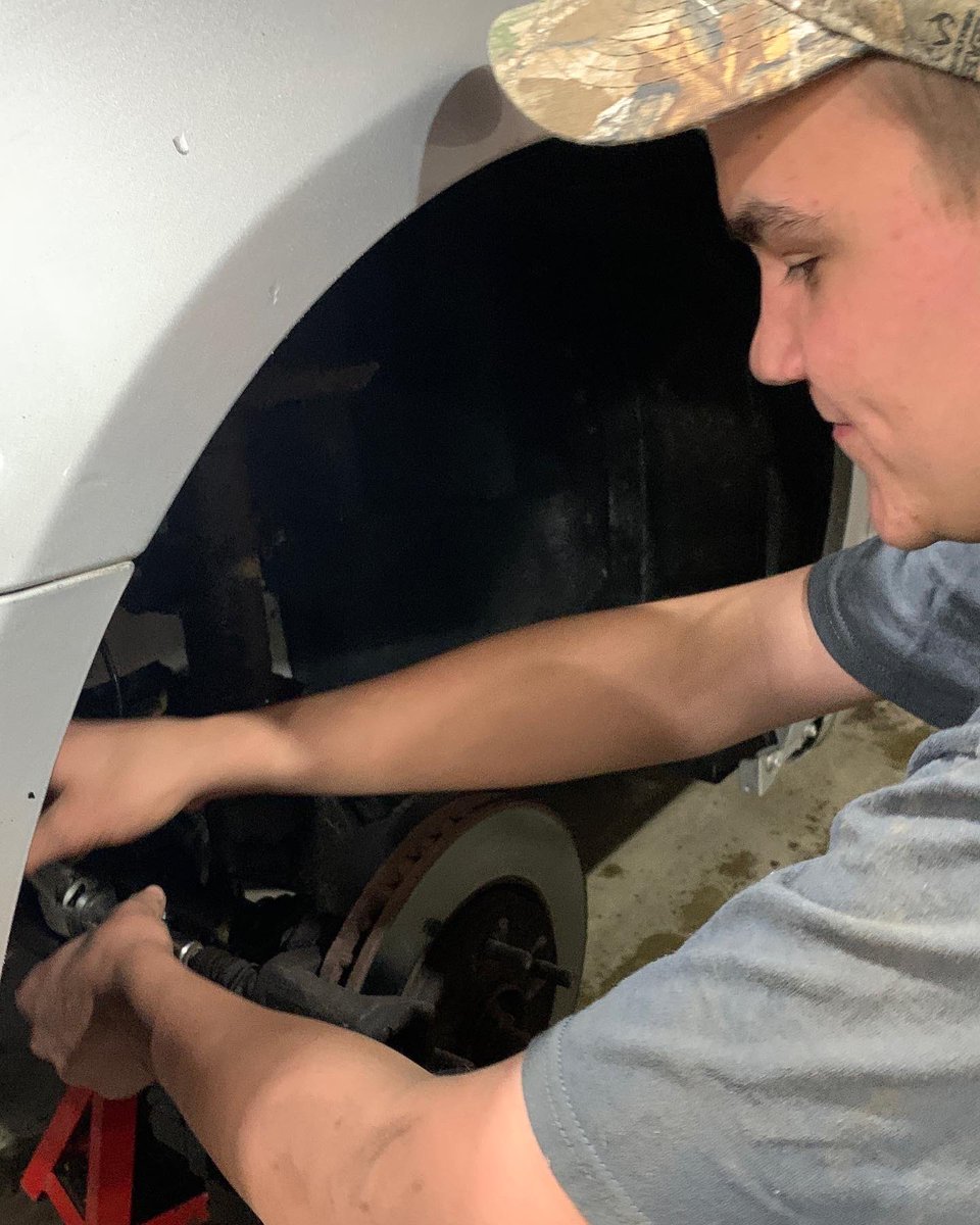 DudesAndDadsPod's tweet photo. I taught my son how to change brakes today. We had a great time hanging out #teachYourKids #timewithkids https://t.co/NnYCzYBHTm