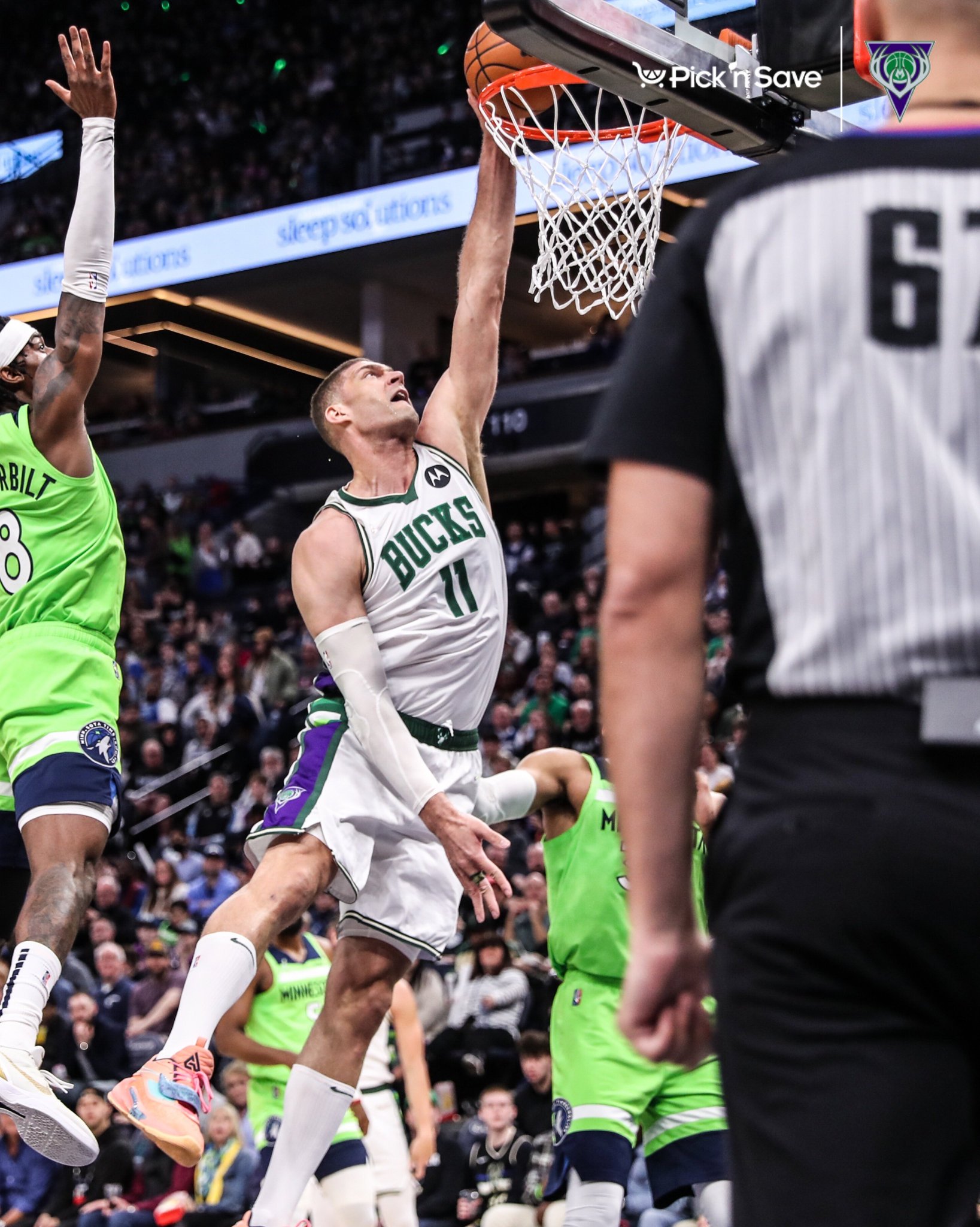 Milwaukee Bucks on Twitter "Splash Mountain!! 📸 PicknSaveStores Photo
