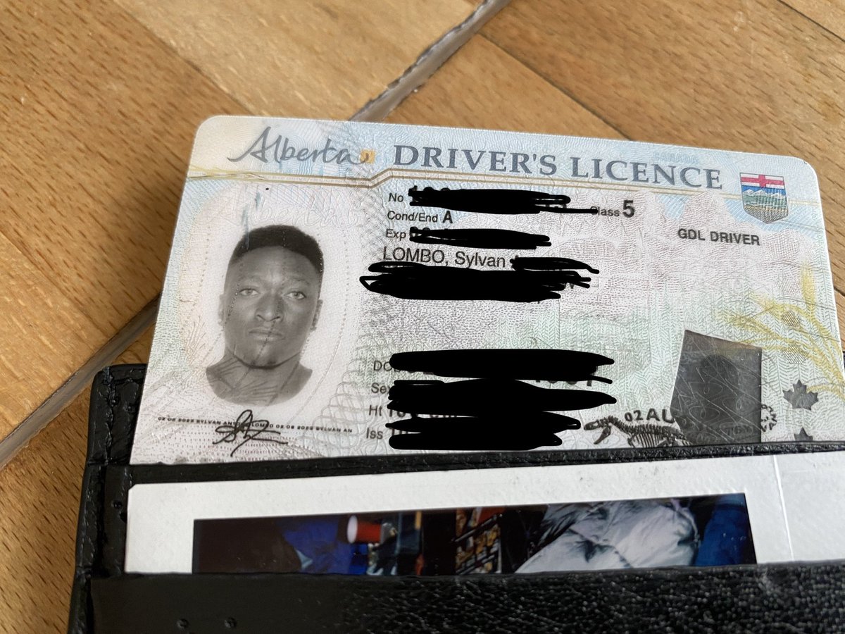 Do you know this guy? I found your wallet last night. Please contact me. RT pls @Crackmacs #yyc #downtownyyc #uptownyyc
