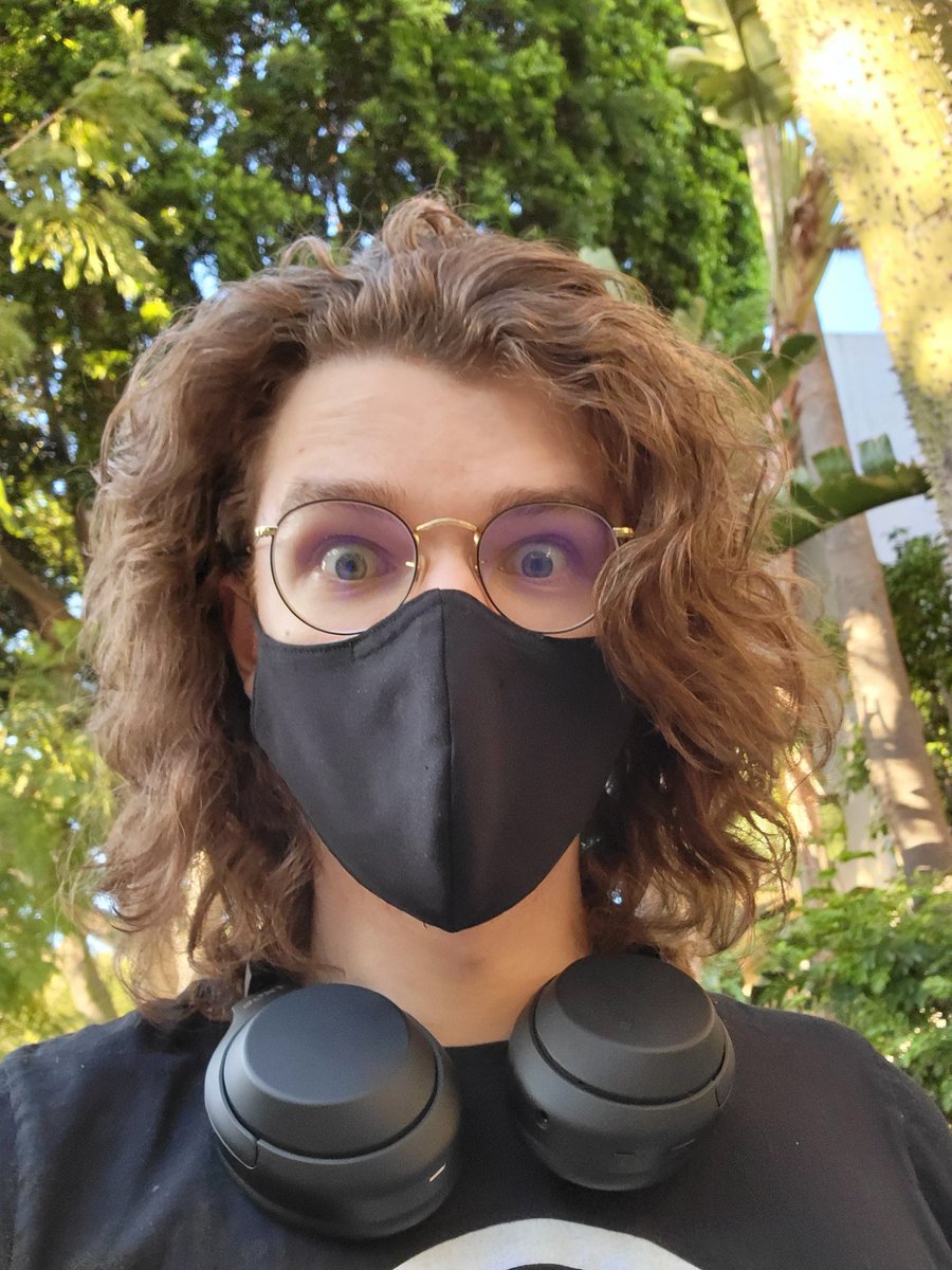 Eret's tweet photo. My hair is shorter now!
This is very important! https://t.co/OnZGT1E5FF