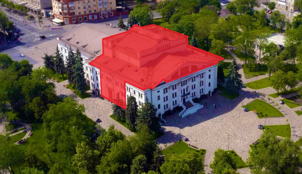 Qoppa999's tweet photo. I do not know what exactly happened at the #MariupolDramaTheatre. What I'm pretty sure of is that the incident was a hoax that was carried out unconvincingly.

The most probable explanation is that the people who sheltered there were evacuated, then Azov blew it up! https://t.co/OEiPbqnou1