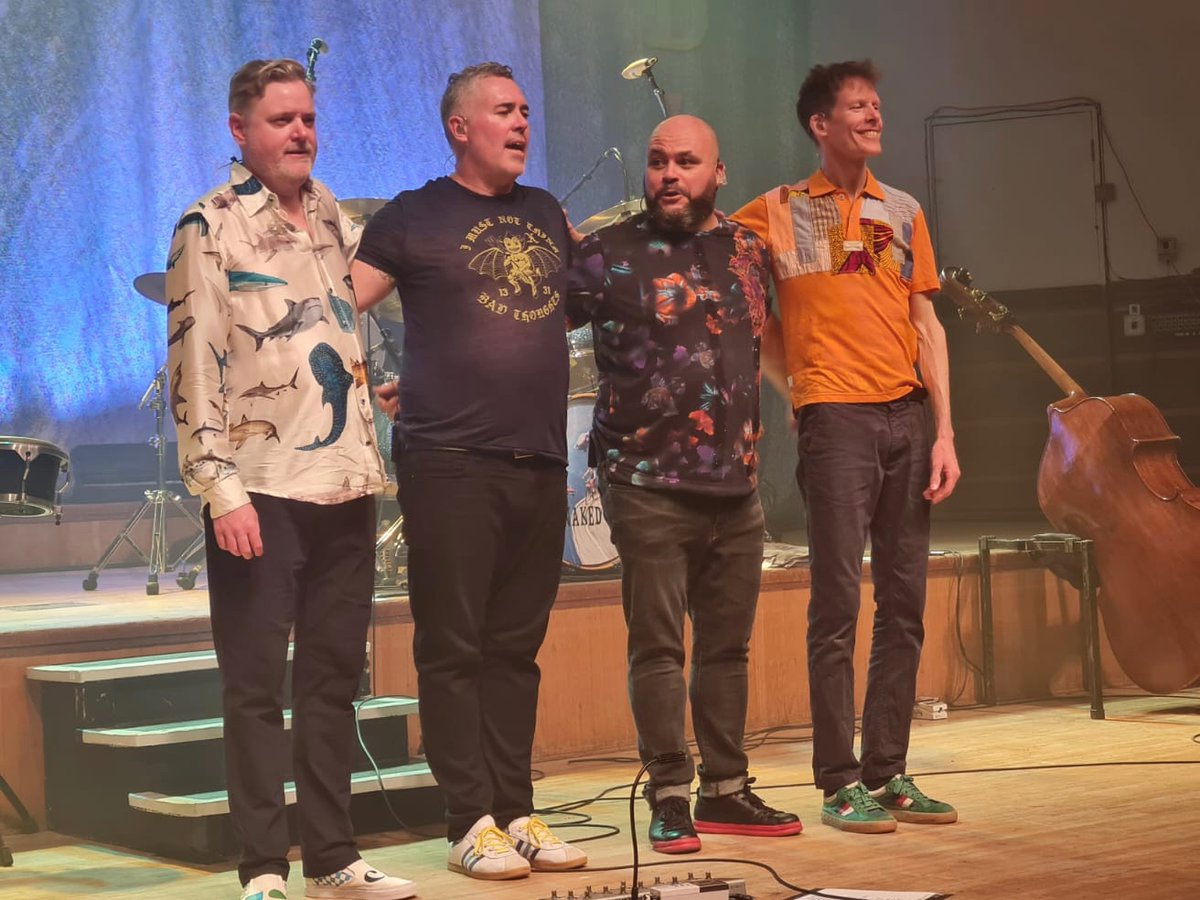 MonkeyBoyIDG's tweet photo. Amazing @barenakedladies gig at #Worthing Assembly Hall #BarenakedLadies #InDaTing https://t.co/SFj1q06n9i