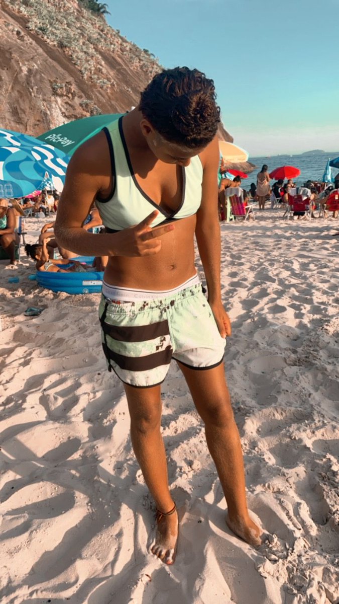 CRsucessada's tweet photo. ☀️ https://t.co/YALb4AYilV