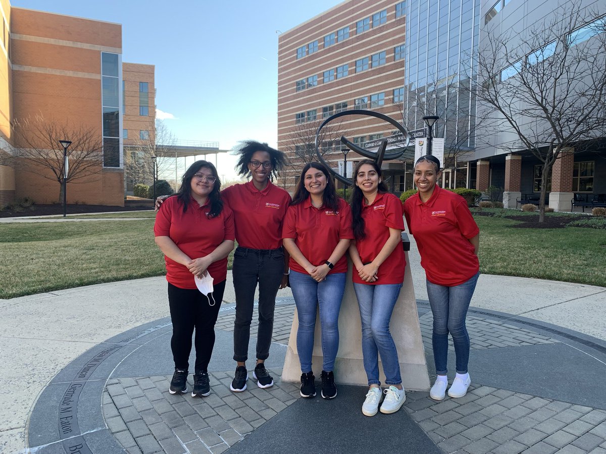 USG_Recruitment's tweet photo. So good to see our ⁦@UatShadyGrove⁩ Ambassadors sporting their red polos in person again! ⁦@TowsonU⁩ ⁦@UMBC⁩ &amp; ⁦@UofMaryland⁩ students repped in one photo &amp; on one campus! Great panel &amp; tour for ⁦@MCPS⁩ middle &amp; high schoolers &amp; their mentors today! https://t.co/e56IqczSrs