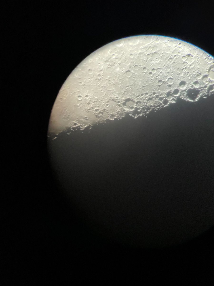 tsukuba_shinkan's tweet photo. 筑波大学サークル紹介
60
【筑波大学天文研究会】
天体観測や遠征などを中心に楽しく活動中。星に詳しい必要はありません。プラネタリウムやJAXAツアーなども企画しているので、ぜひ一度顔を出しにきてください！Twitter(@tenmonshinkan)で活動予定を更新していきますのでお見逃しなく！
#筑波新歓2022 https://t.co/czIGw1TNfK