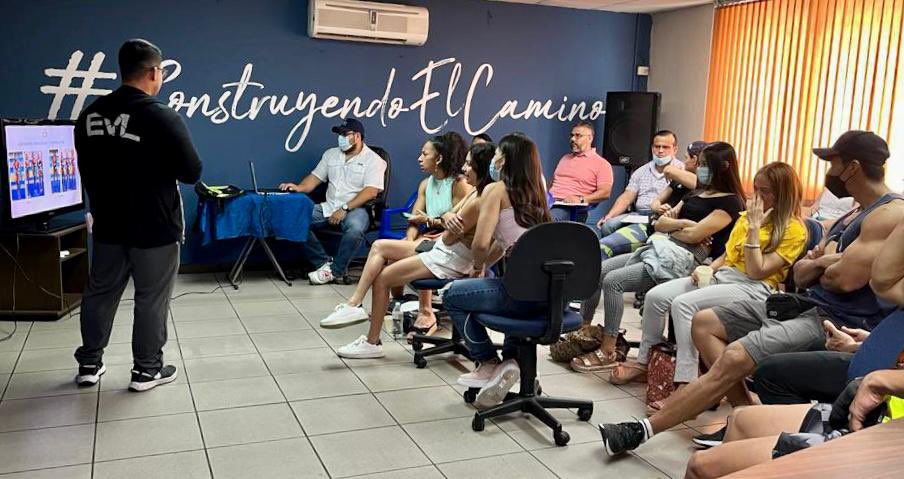 INDES El Salvador tweet media