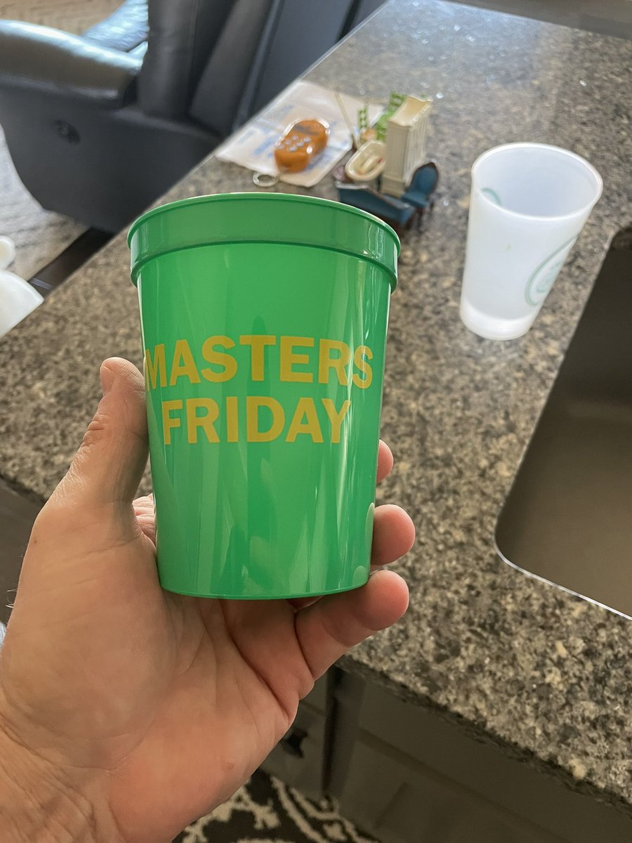 coachwags2's tweet photo. 20 Days #MastersFriday 
Hello Friends (Jim Nantz voice ) https://t.co/7QUqSN82Z0