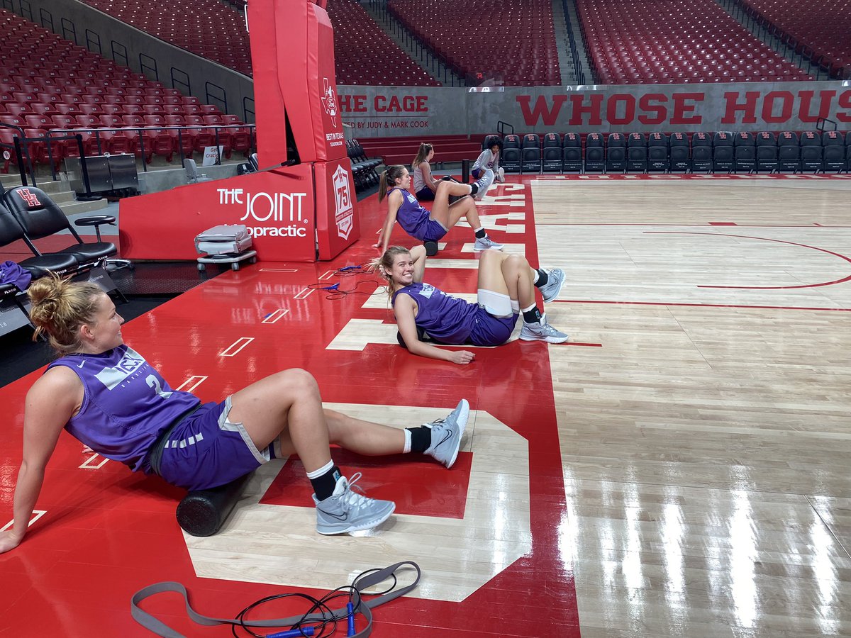 TTUWBB's tweet photo. Hitting the court in Houston‼️ https://t.co/JmGW6nflAZ